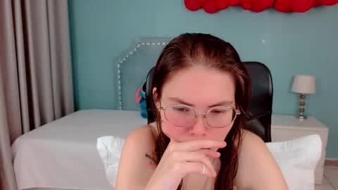 Lexas Room online show from October 21, 2025, 4:46 am