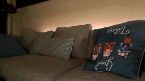 Snapshot of lezzrene chatting on December 11, 2024, 5:53 am Hornystonerchick online show from December 11, 2024, 5:53 am