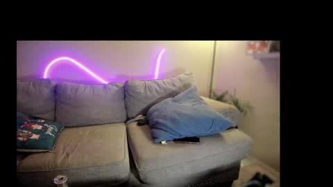 Snapshot of lezzrene chatting on December 28, 2024, 5:23 am Hornystonerchick online show from December 28, 2024, 5:23 am