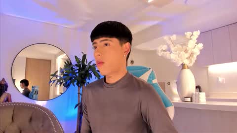 Liam online show from February 28, 2026, 6:47 am