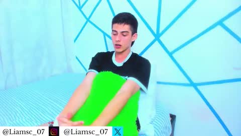 Liam scott77 online show from January 8, 2026, 4:37 am