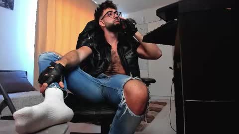 Liam online show from February 3, 2026, 7:46 am