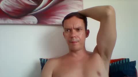 Snapshot of liamrosezn chatting on December 18, 2024, 11:34 am LiamRose online show from December 18, 2024, 11:34 am