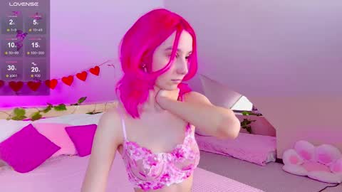 Lian online show from February 10, 2026, 7:34 am