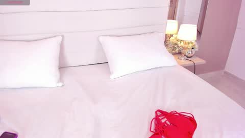 Lizeth follow me in my igimlilycute 3 online show from February 14, 2025, 4:37 am