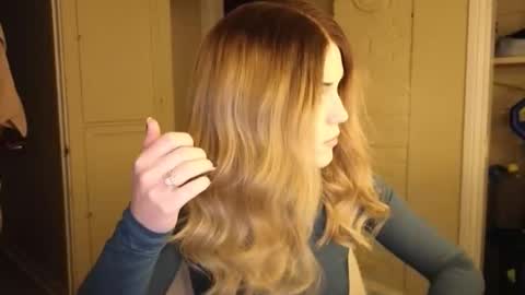 lilly_adams88 online show from February 22, 2026, 4:24 am