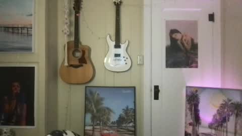 Snapshot of lilpeachykeenn chatting on December 27, 2024, 9:43 pm Lilpeachykeenn online show from December 27, 2024, 9:43 pm