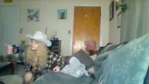 Little Violet online show from September 13, 2025, 12:43 am