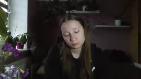 Snapshot of lindaamore chatting on September 30, 2025, 6:18 am LindaAmore online show from September 30, 2025, 6:18 am