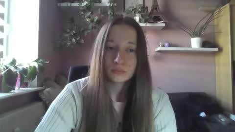 Snapshot of lindaamore chatting on October 14, 2025, 6:25 am LindaAmore online show from October 14, 2025, 6:25 am