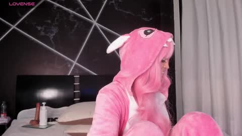 Snapshot of liriacataleya chatting on February 3, 2025, 3:09 am Liria online show from February 3, 2025, 3:09 am