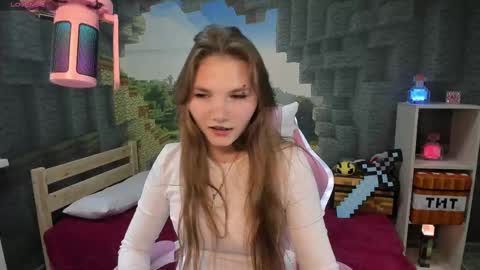 Snapshot of lisaporters chatting on February 8, 2025, 8:10 pm Lisa online show from February 8, 2025, 8:10 pm