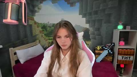 Snapshot of lisaporters chatting on February 9, 2025, 11:25 pm Lisa online show from February 9, 2025, 11:25 pm