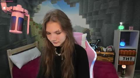 Snapshot of lisaporters chatting on February 19, 2025, 5:49 pm Lisa online show from February 19, 2025, 5:49 pm