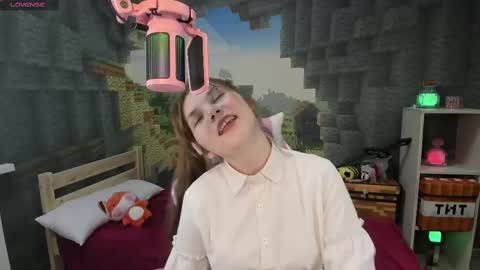 Snapshot of lisaporters chatting on March 4, 2025, 8:27 pm Lisa online show from March 4, 2025, 8:27 pm