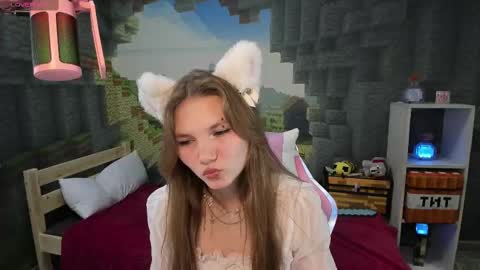 Snapshot of lisaporters chatting on March 7, 2025, 8:44 pm Lisa online show from March 7, 2025, 8:44 pm