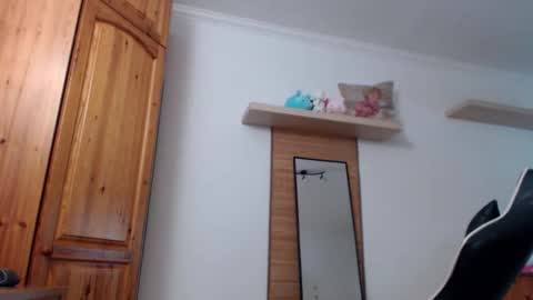 Snapshot of lisaskybaby chatting on January 19, 2026, 9:13 am Lisaskybaby online show from January 19, 2026, 9:13 am