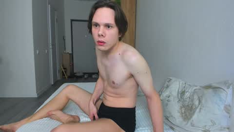 Snapshot of lissa_alfie chatting on December 9, 2024, 12:45 am Alfie online show from December 9, 2024, 12:45 am