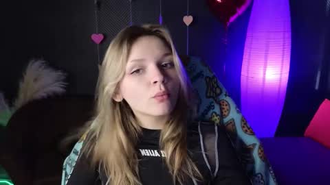 Lena online show from February 19, 2025, 8:01 am