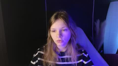 Lena online show from October 15, 2025, 7:52 am