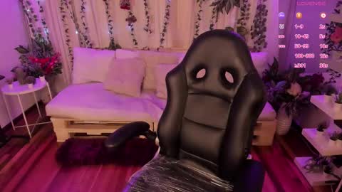 Xiom online show from February 11, 2026, 11:54 pm