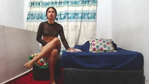 Snapshot of littlemia_777 chatting on January 19, 2026, 9:35 am Mia online show from January 19, 2026, 9:35 am