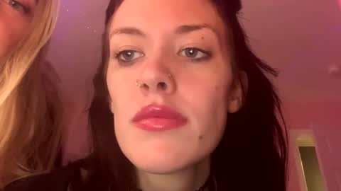 Snapshot of livingdeadgrl13 chatting on October 20, 2025, 7:20 am livingdeadgrl13 online show from October 20, 2025, 7:20 am