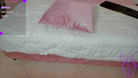 Snapshot of lizzy_joss chatting on October 29, 2025, 11:39 pm Lizzy Joss online show from October 29, 2025, 11:39 pm