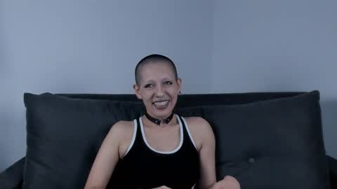 Lynx Mist online show from November 8, 2025, 11:03 pm