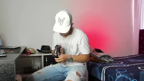 Logan morris online show from February 20, 2025, 9:20 pm