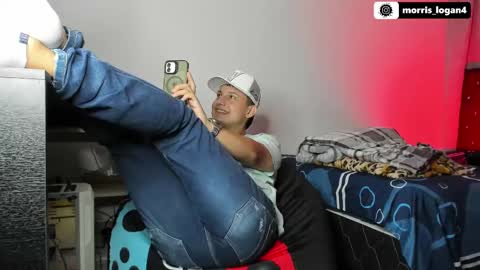 Logan morris online show from March 6, 2025, 12:32 am