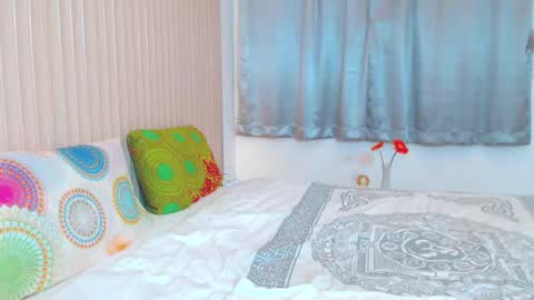 Snapshot of lolaaelita chatting on December 26, 2024, 2:37 pm Lola online show from December 26, 2024, 2:37 pm