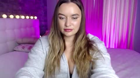 Victoria online show from February 8, 2026, 12:41 pm