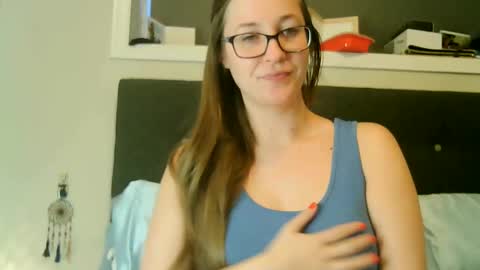 Snapshot of longhairbeautyxoxo chatting on December 8, 2024, 9:08 pm Wima online show from December 8, 2024, 9:08 pm