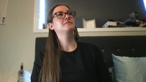 Snapshot of longhairbeautyxoxo chatting on December 12, 2024, 7:15 pm Wima online show from December 12, 2024, 7:15 pm