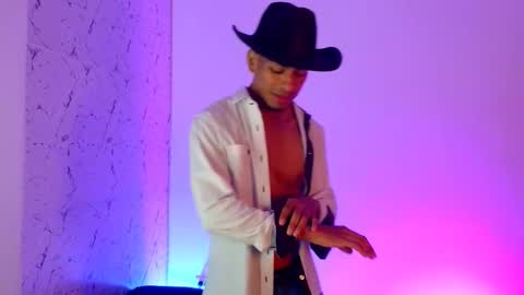 Lorian Vikel  online show from February 20, 2026, 10:43 pm