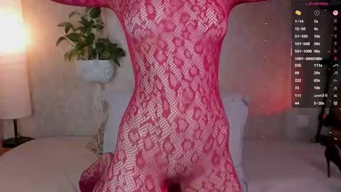 Snapshot of lornadyer chatting on February 20, 2026, 6:26 am Lorna online show from February 20, 2026, 6:26 am