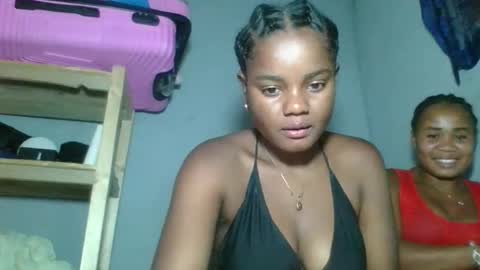 Snapshot of louane98 chatting on February 18, 2026, 5:42 pm louane98 online show from February 18, 2026, 5:42 pm