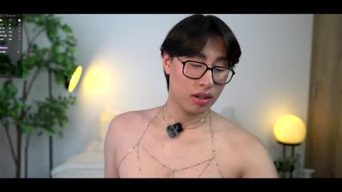 Louis online show from March 12, 2026, 8:48 pm