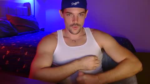 Snapshot of louisvalmer chatting on October 20, 2025, 2:45 am Louis Valmer online show from October 20, 2025, 2:45 am