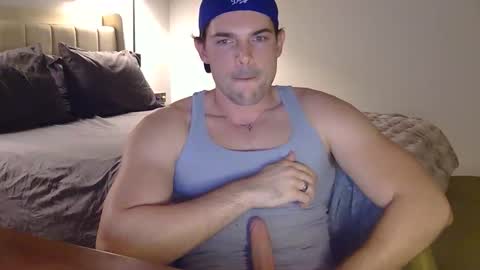 Snapshot of louisvalmer chatting on March 2, 2026, 5:08 am Louis Valmer online show from March 2, 2026, 5:08 am