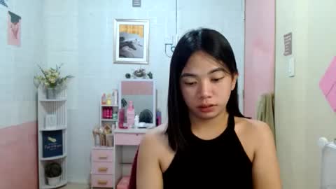 Snapshot of lovelypetitebigcock chatting on February 18, 2026, 4:14 pm lovelypetitebigcock online show from February 18, 2026, 4:14 pm