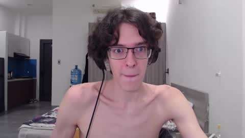 LovesomeCookie online show from December 3, 2025, 6:50 pm