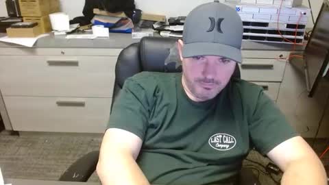 Snapshot of lovetofps chatting on December 19, 2025, 8:16 pm Love2Game online show from December 19, 2025, 8:16 pm