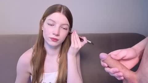 Snapshot of lovirss chatting on March 1, 2026, 10:28 am lovirss online show from March 1, 2026, 10:28 am