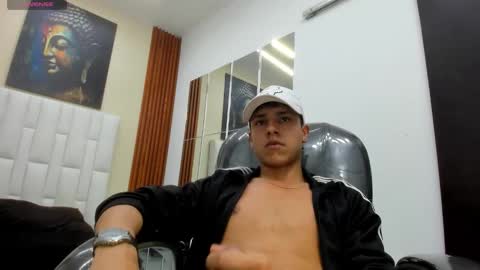 Snapshot of lucas_rivass chatting on February 10, 2026, 11:31 pm LUCAS RIVAS online show from February 10, 2026, 11:31 pm