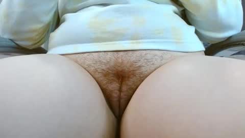 Lucie   online show from February 4, 2025, 12:19 am