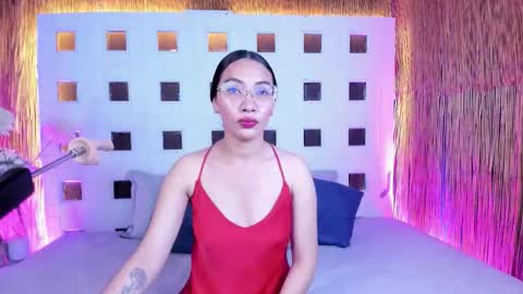 Snapshot of lucyy_liiu chatting on February 26, 2026, 7:35 pm Lucy Liiu online show from February 26, 2026, 7:35 pm