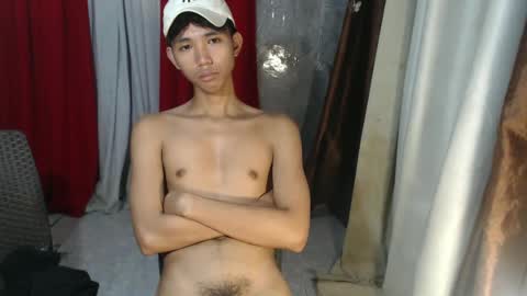 Snapshot of lui_the_fucker chatting on February 24, 2025, 8:17 am lui_the_fucker online show from February 24, 2025, 8:17 am