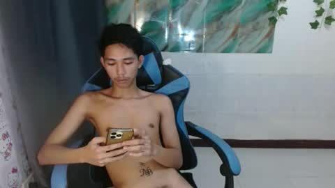 Snapshot of lui_the_fucker chatting on December 23, 2025, 10:02 am lui_the_fucker online show from December 23, 2025, 10:02 am